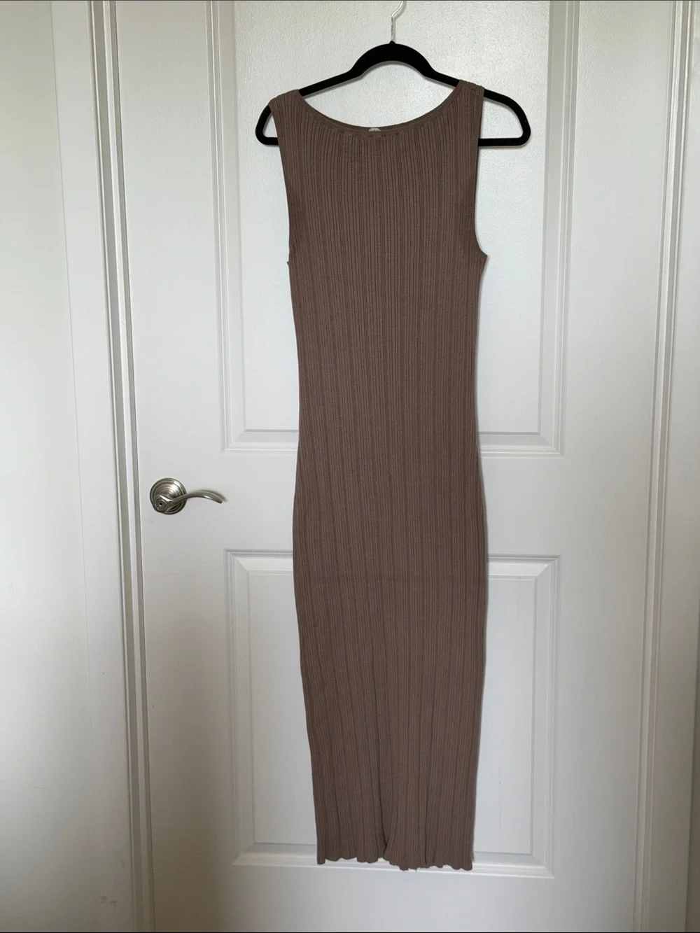 Abercrombie and Fitch women’s slash maxi sweater dress brown XL
